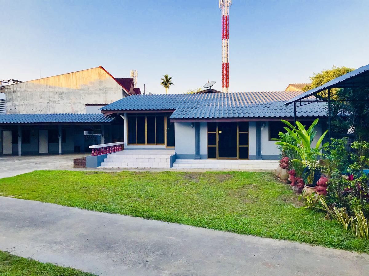 Winter House Chiang Rai Hotel Exterior foto